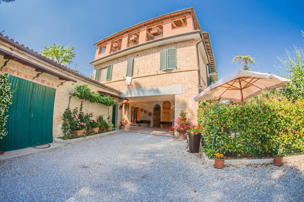I Due Cipressi Torrenieri Exterior foto